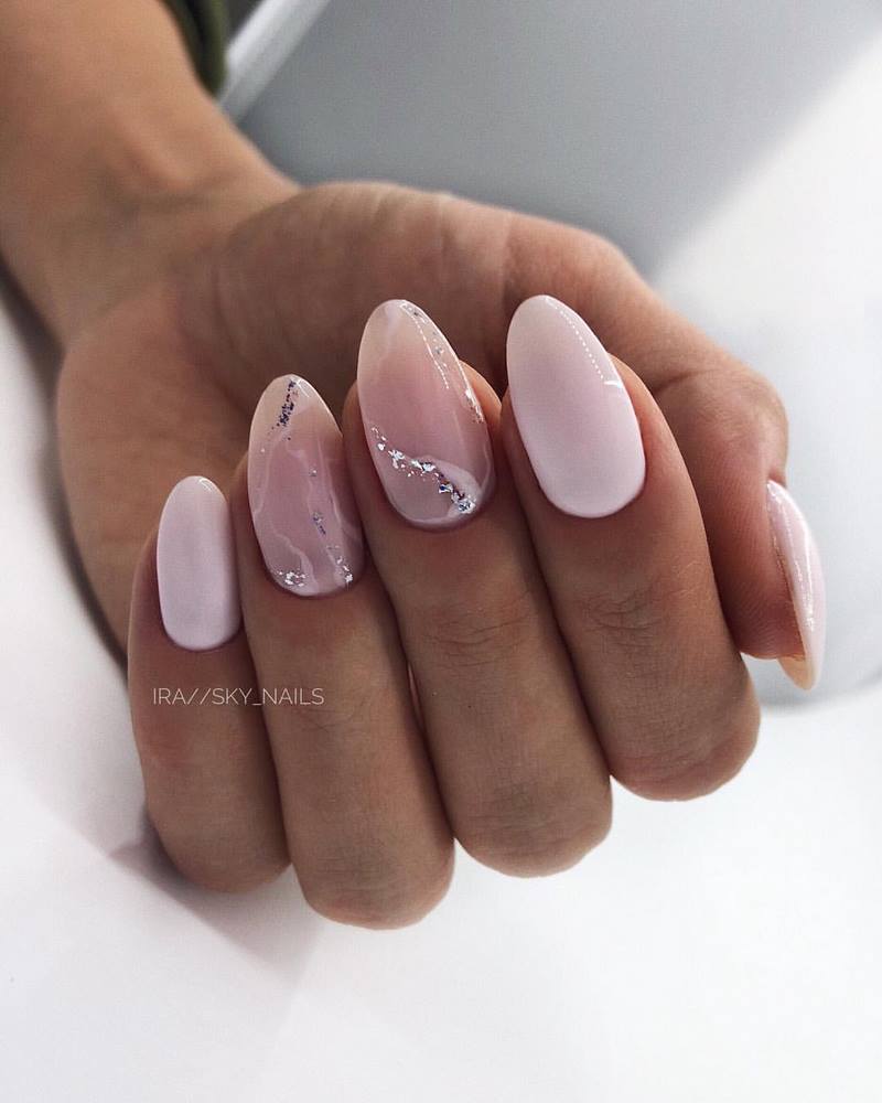 Idées créatives pour la manucure en marbre 2025-2026: des nouveautés en matière de design