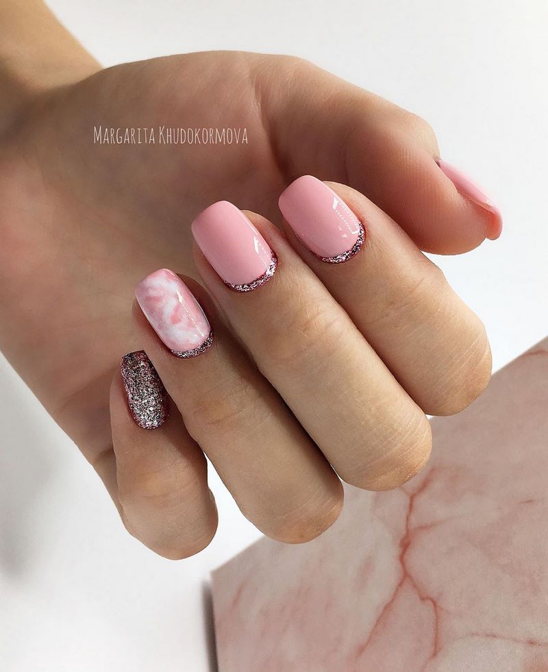 Idées créatives pour la manucure en marbre 2025-2026: des nouveautés en matière de design