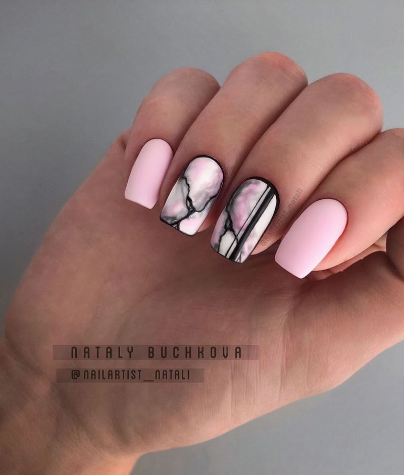 Idées créatives pour la manucure en marbre 2025-2026: des nouveautés en matière de design
