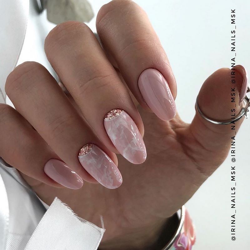 Idées créatives pour la manucure en marbre 2025-2026: des nouveautés en matière de design