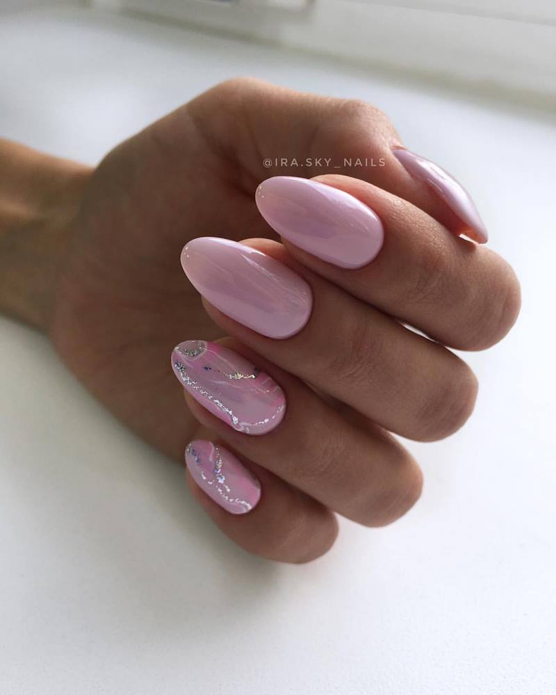 Idées créatives pour la manucure en marbre 2025-2026: des nouveautés en matière de design