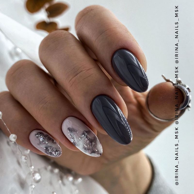 Idées créatives pour la manucure en marbre 2025-2026: des nouveautés en matière de design