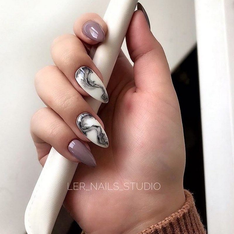 Idées créatives pour la manucure en marbre 2025-2026: des nouveautés en matière de design
