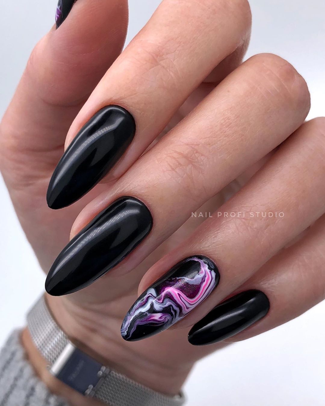 Les plus belles tendances de manucure de la saison 2025-2026: les meilleurs nouveaux produits, les meilleures idées de la photo