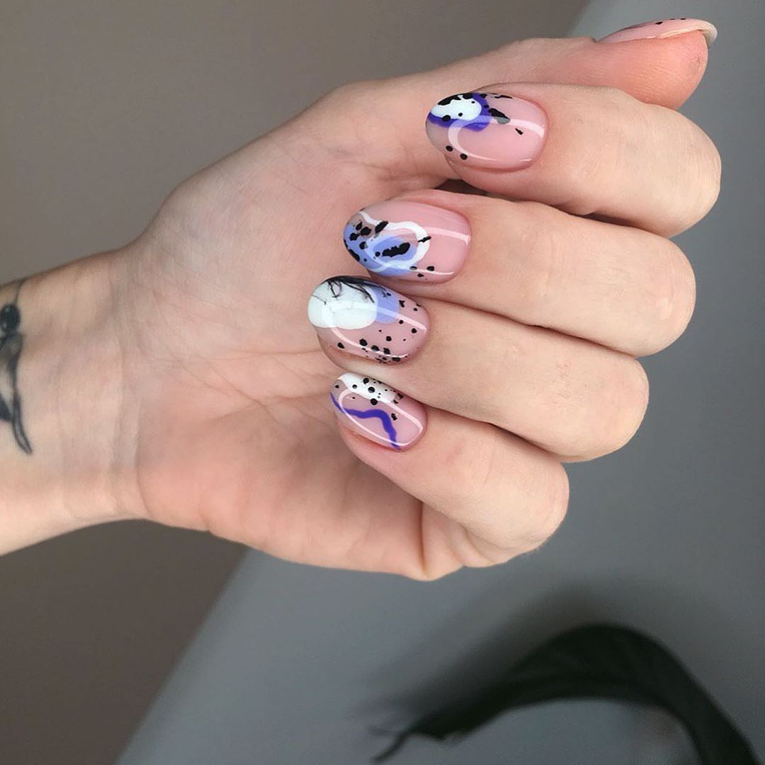 Les plus belles tendances de manucure de la saison 2025-2026: les meilleurs nouveaux produits, les meilleures idées de la photo