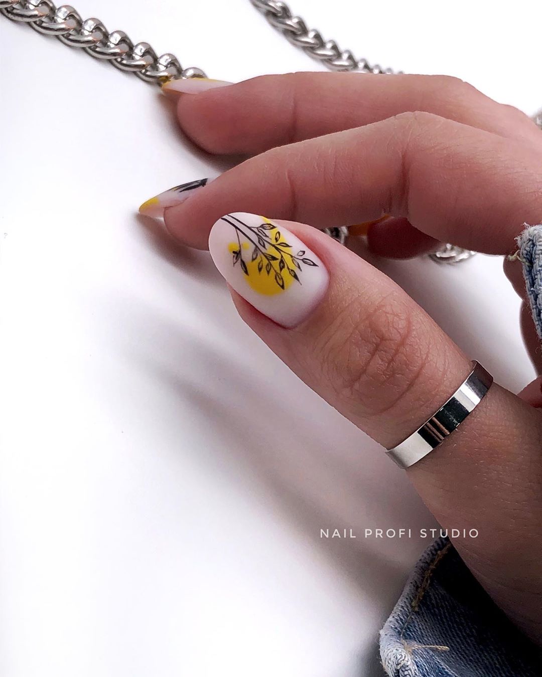 Les plus belles tendances de manucure de la saison 2025-2026: les meilleurs nouveaux produits, les meilleures idées de la photo