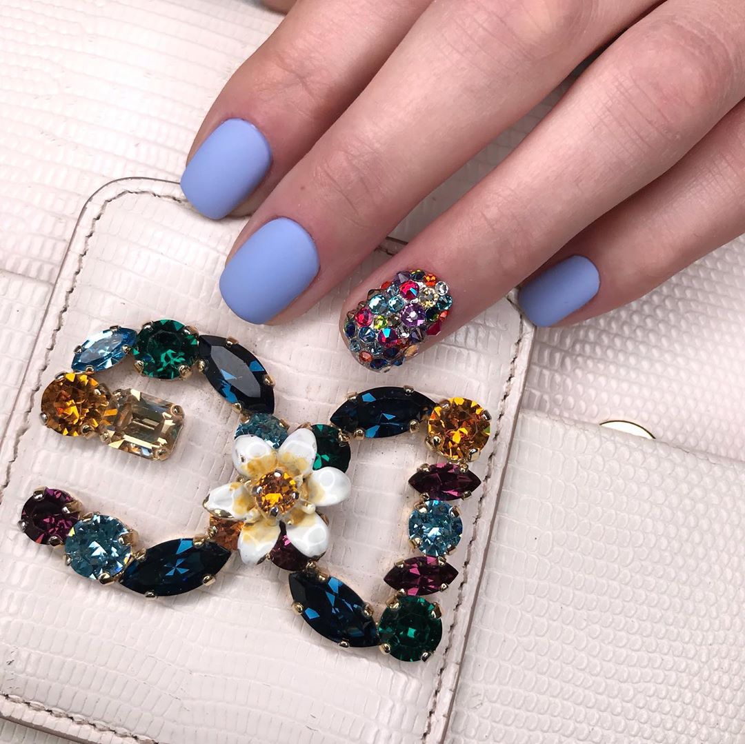 Les plus belles tendances de manucure de la saison 2025-2026: les meilleurs nouveaux produits, les meilleures idées de la photo