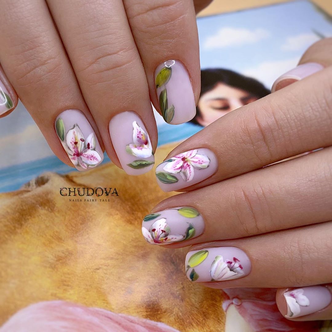 Les plus belles tendances de manucure de la saison 2025-2026: les meilleurs nouveaux produits, les meilleures idées de la photo