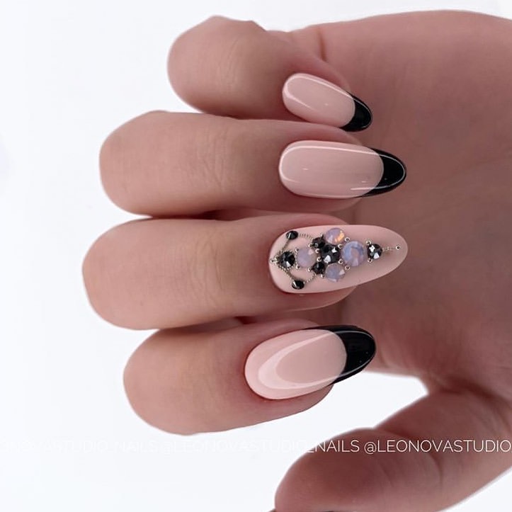 Les plus belles tendances de manucure de la saison 2025-2026: les meilleurs nouveaux produits, les meilleures idées de la photo