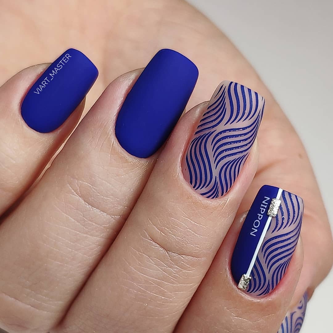 Manucure bleue élégante 2025-2026: idées, nouvelles, tendances - photo