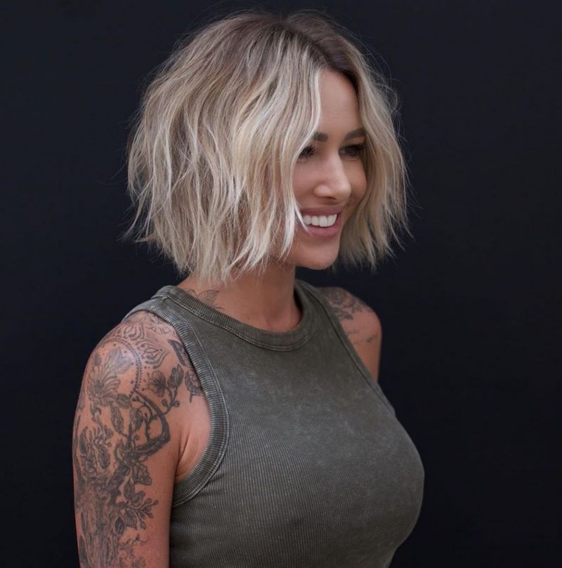 Coupes de cheveux courtes originales pour femmes 2025-2026: photos, idées de coupes courtes