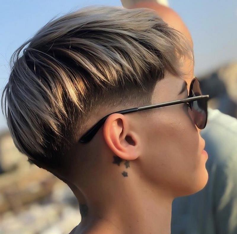 Coupes de cheveux courtes originales pour femmes 2025-2026: photos, idées de coupes courtes